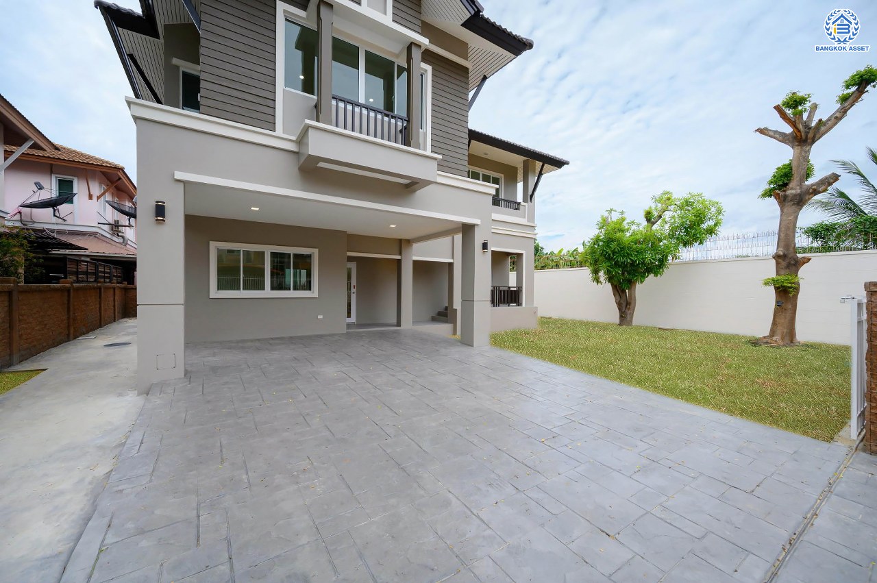 บ้านมือสองตกแต่งใหม่ โครงการ ปริญญดา ปิ่นเกล้า-พุทธมณฑลสาย 2 หลังมุม เนื้อที่ 104.5 ตร.ว.พื้นที่ใช้สอย 197.8 ตร.ม. ฟังก์ชัน 3 ห้องนอน 5 ห้องน้ำ 1 ห้องแม่บ้าน จอดรถได้ 2 คัน บนทำเลเดินทางสะดวก เชื่อมต่อ ถ.พุทธมณฑลสาย 2 ใกล้ทางคู่ขนานลอยฟ้าบรมราชชนนี, เซ็นทรัลปิ่นเกล้า และ ม.มหิดล